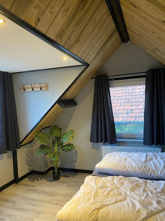Huisje In Zeeland Helemaal Gerenoveerd Sint-Annaland Exterior foto